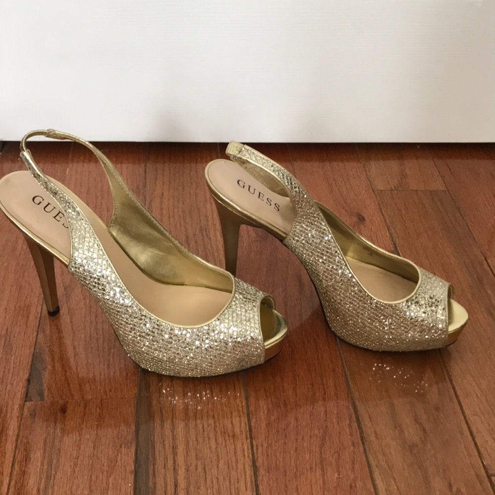 Gold slingback peeptoe Guess stilettos - Picture 7 of 7